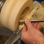 découvrez tout sur la friction : définition, types de forces en jeu, exemples dans la vie quotidienne et impact sur le mouvement des objets. comprenez son importance en physique et en ingénierie.