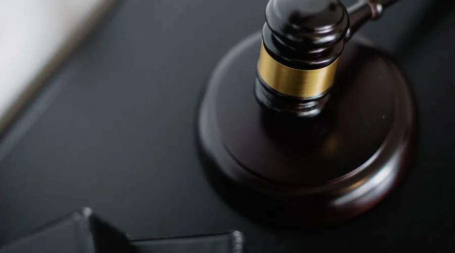 découvrez les considérations juridiques essentielles pour protéger vos droits et assurer la conformité dans vos activités.