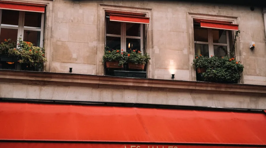 découvrez notre restaurant français authentique offrant une cuisine traditionnelle, des plats savoureux et une ambiance conviviale pour une expérience culinaire inoubliable.