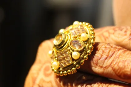 découvrez notre collection exclusive de bijoux élégants et raffinés, parfaits pour toutes les occasions.