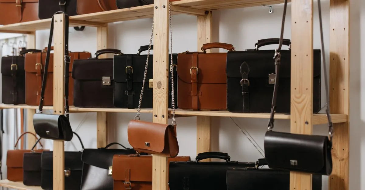 découvrez notre sélection exclusive de sacs alliant style, qualité et fonctionnalité pour toutes vos occasions.