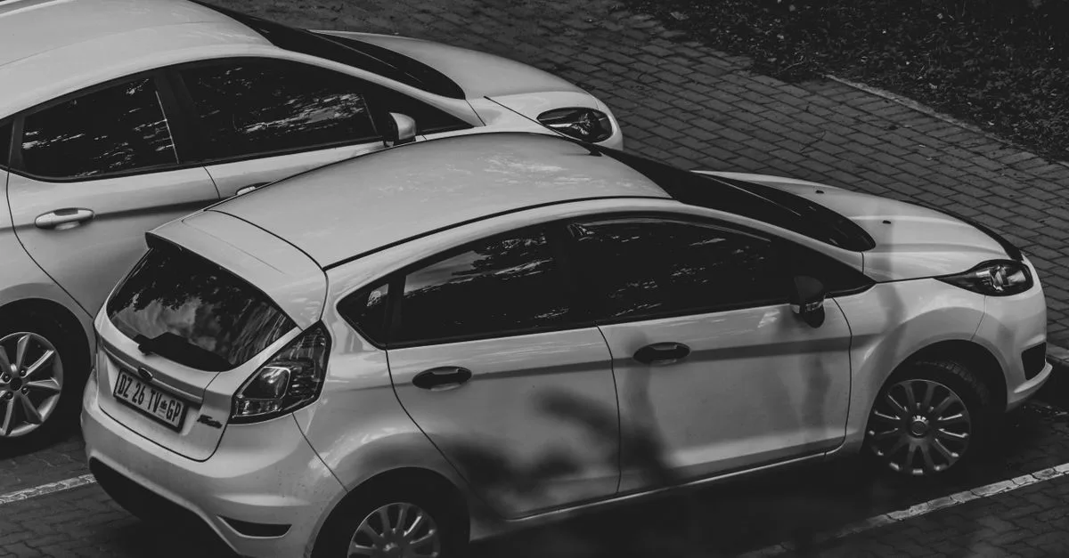 découvrez notre sélection de véhicules adaptés à tous vos besoins : voitures, motos, utilitaires et bien plus. trouvez le véhicule idéal dès aujourd'hui.
