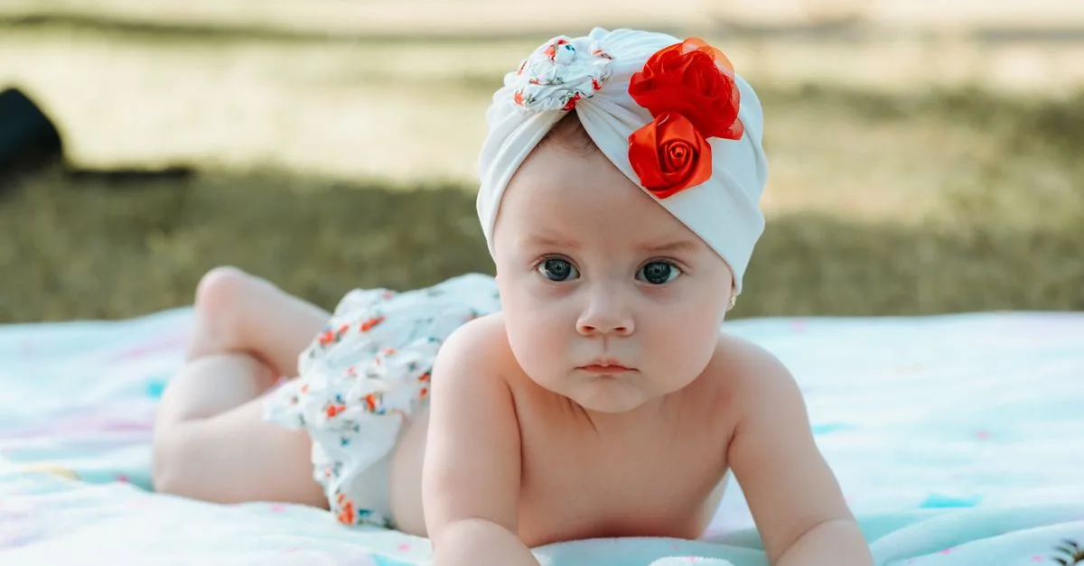 découvrez notre guide complet pour tout savoir sur les soins, l'alimentation et le développement de votre bébé. conseils pratiques pour les jeunes parents.
